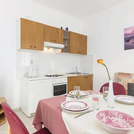 Beautiful In With Kitchen
